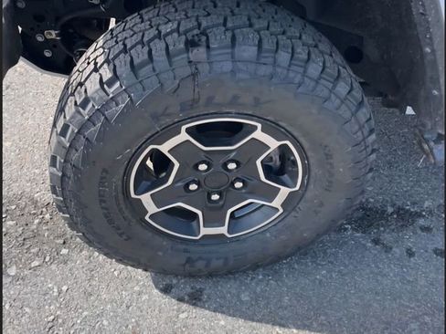 Used 2022 Jeep Gladiator Mojave w/ LED Lighting Group image 11