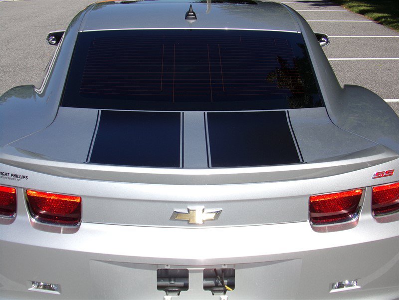 Used 2010 Chevrolet Camaro SS RWD image 11