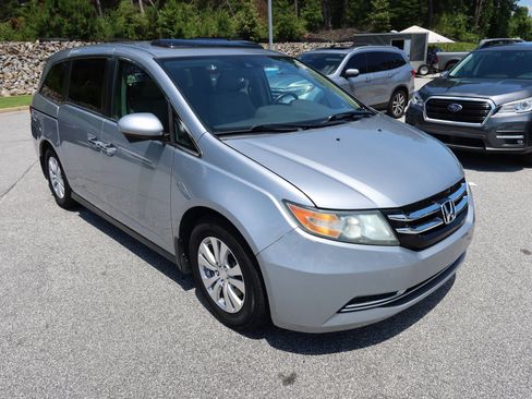 Used 2016 Honda Odyssey EX-L image 2