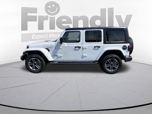 Used 2023 Jeep Wrangler Unlimited Sahara w/ LED Lighting Group AWD/4WD image 2