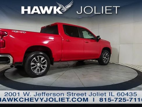 Used 2023 Chevrolet Silverado 1500 LT AWD/4WD image 7