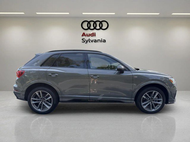 Certified 2025 Audi Q3 2.0T Premium w/ Convenience Package AWD/4WD image 8