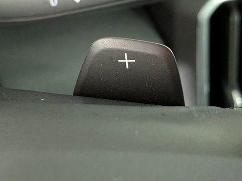 Certified 2025 GMC Acadia Elevation image 24