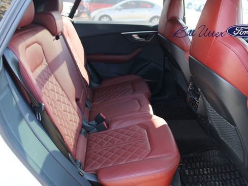 Used 2023 Audi SQ8 Prestige image 13