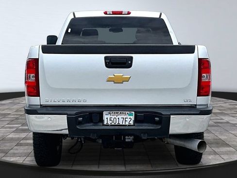 Used 2013 Chevrolet Silverado 2500 LTZ w/ LTZ Plus Package AWD/4WD image 23