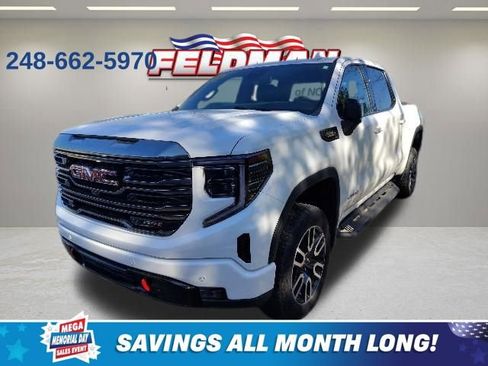 Used 2023 GMC Sierra 1500 AT4 w/ AT4 Preferred Package AWD/4WD image 1