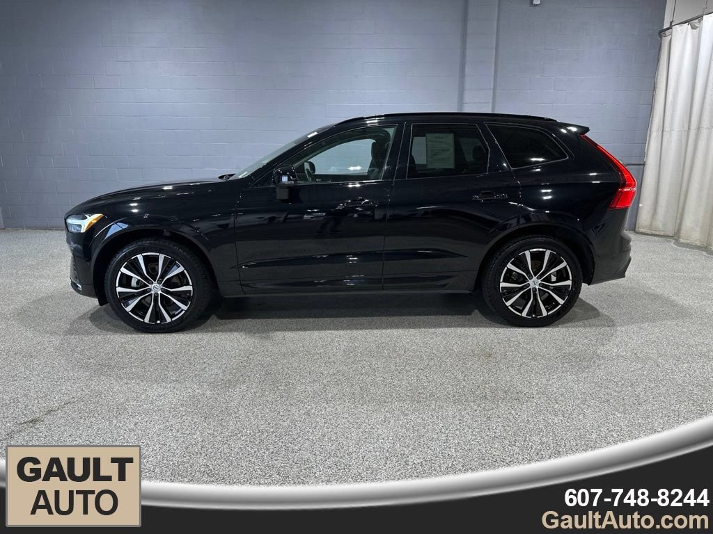 Used 2023 Volvo XC60 B5 Plus AWD/4WD image 5