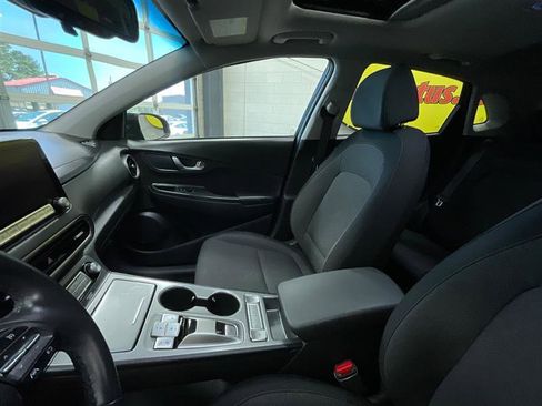 Used 2023 Hyundai Kona SEL FWD image 12