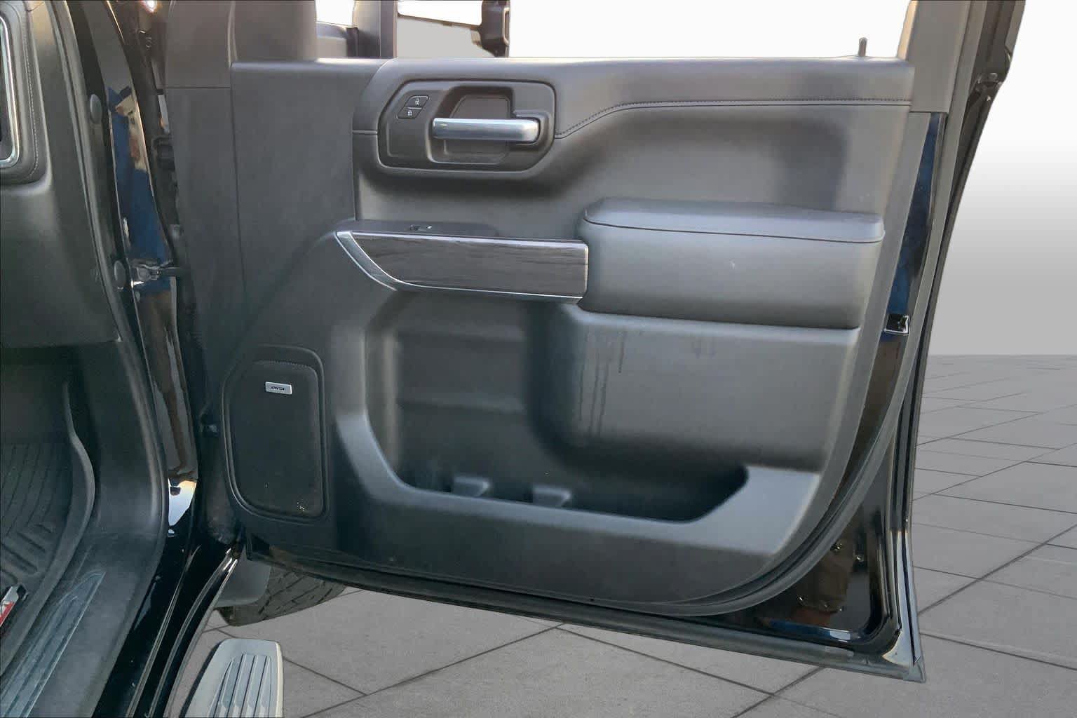 Used 2020 Chevrolet Silverado 2500 LTZ AWD/4WD image 21