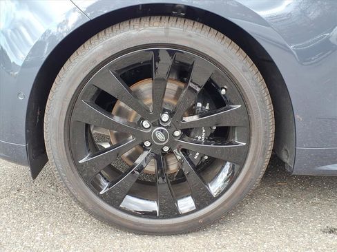 New 2025 Land Rover Range Rover Sport Dynamic SE image 9