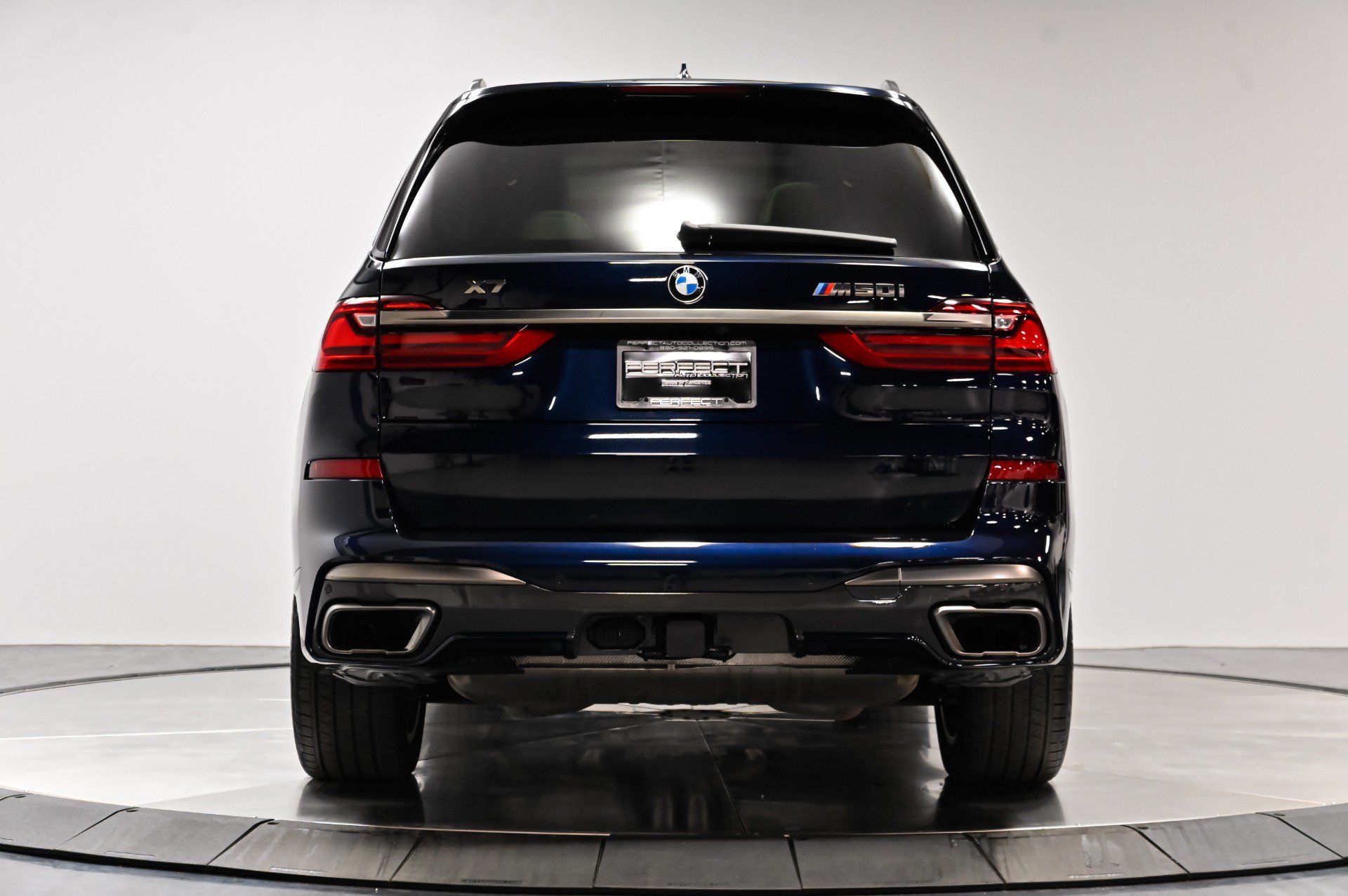 Used 2021 BMW X7 M50i AWD/4WD image 29