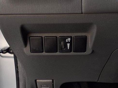 Used 2014 Toyota Prius V Three image 14