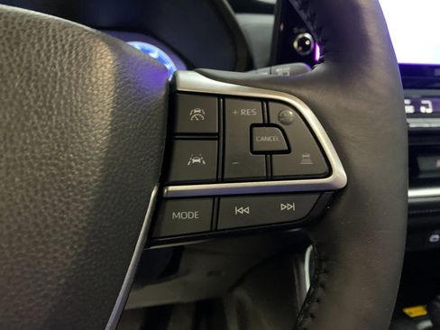 Used 2026 Toyota Grand Highlander AWD image 31