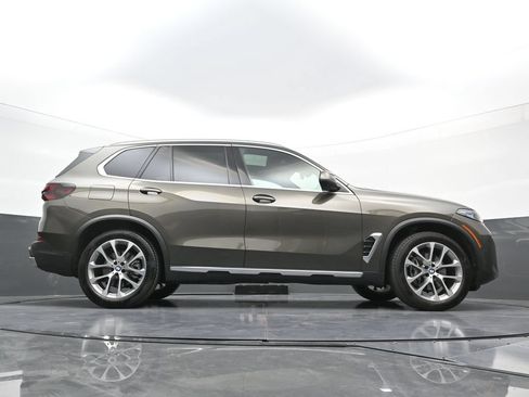 Used 2026 BMW X5 xDrive40i w/ Premium Package AWD/4WD image 28
