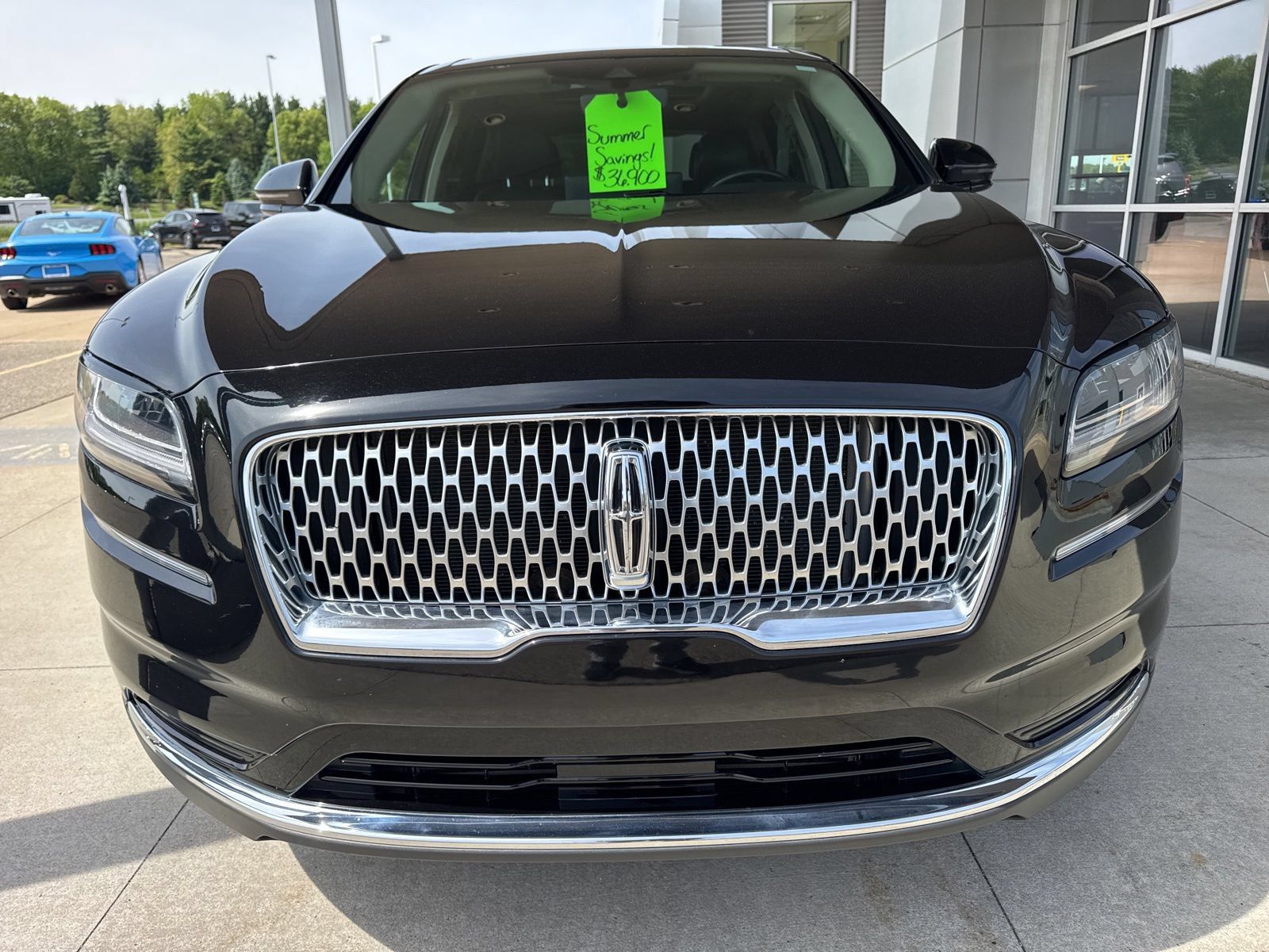 Used 2023 Lincoln Nautilus Reserve AWD/4WD image 10