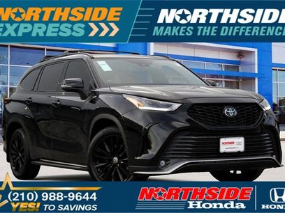 Used 2024 Toyota Highlander XSE