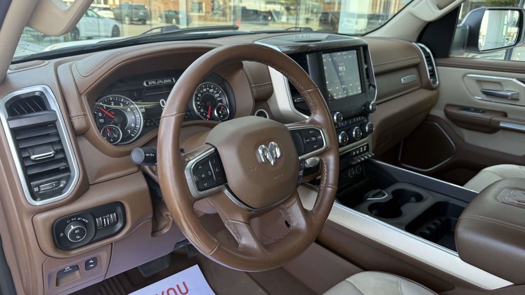 Used 2019 RAM 1500 Laramie AWD/4WD image 46