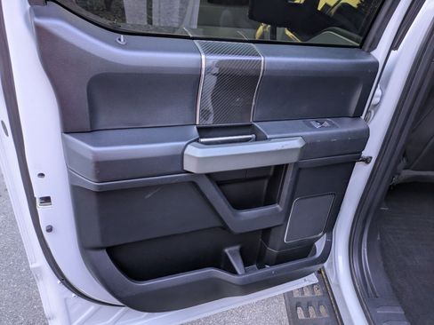 Used 2018 Ford F150 Raptor w/ Equipment Group 802A Luxury image 32