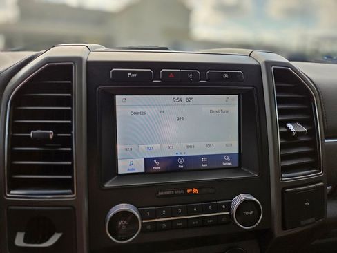 Used 2021 Ford Expedition XLT RWD image 23