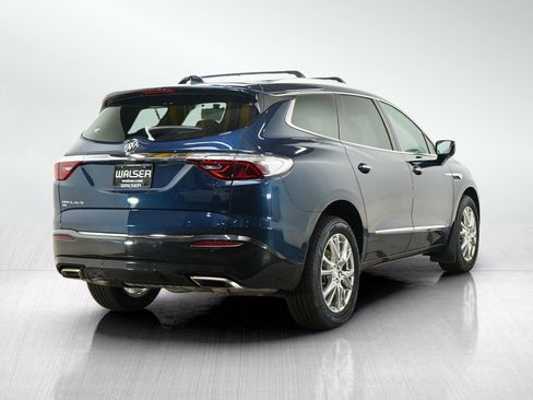 Used 2022 Buick Enclave Premium w/ Surround and Sites Package AWD/4WD image 5