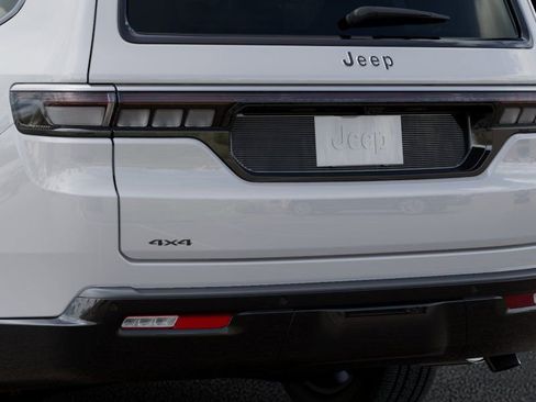 New 2026 Jeep Grand Wagoneer L 4WD image 13