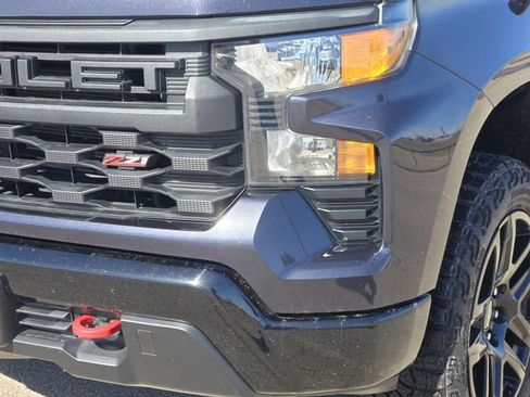 Used 2023 Chevrolet Silverado 1500 Custom Trail Boss image 10