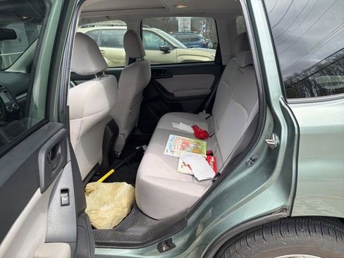 Used 2016 Subaru Forester 2.5i Premium w/ All-Weather Package AWD/4WD image 10