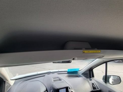 Used 2020 Ford Transit Connect XL image 40