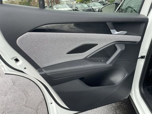 Certified 2025 Volkswagen Tiguan S FWD image 20