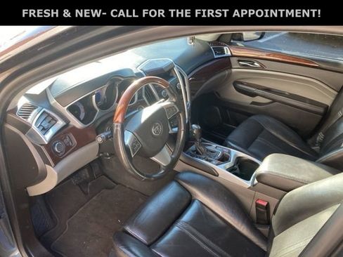 Used 2011 Cadillac SRX Luxury AWD/4WD image 16