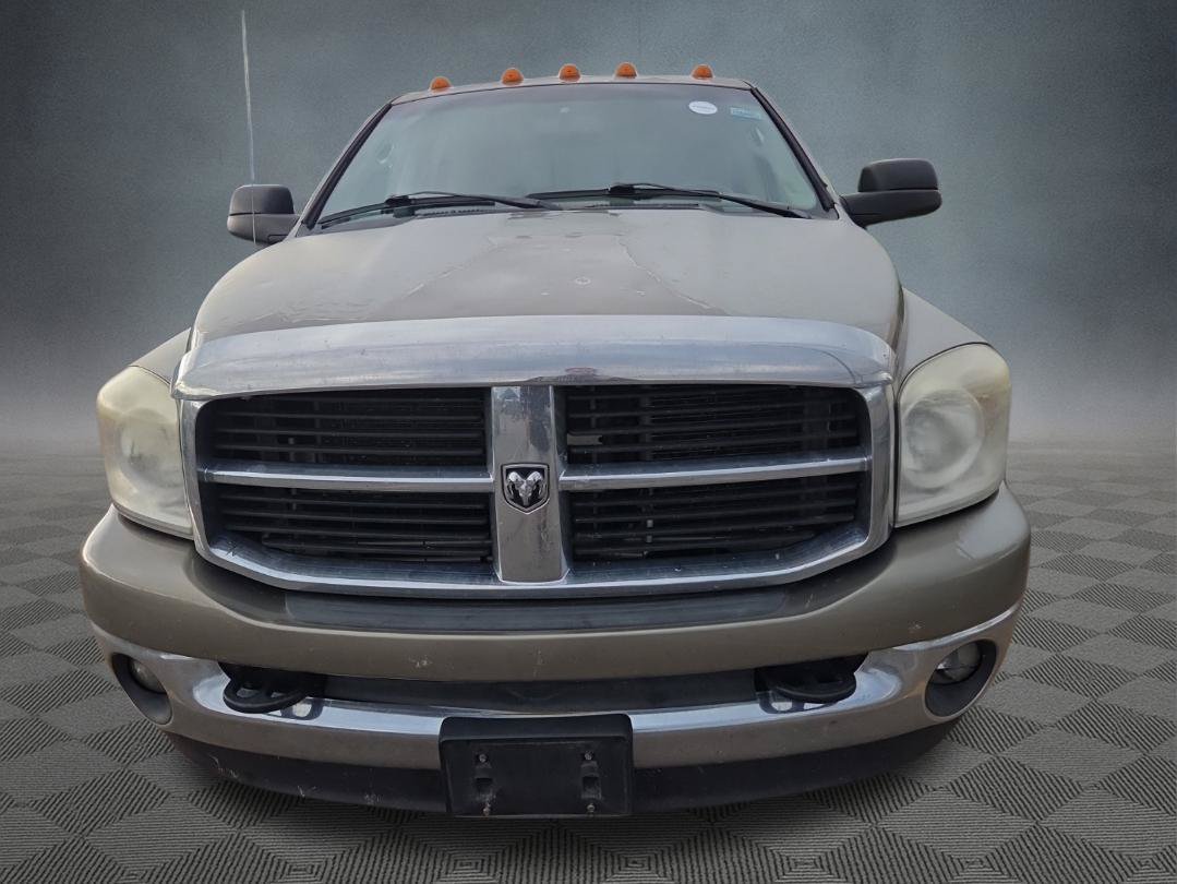 Used 2008 Dodge Ram 2500 Truck SXT w/ Popular Equipment Group AWD/4WD image 3