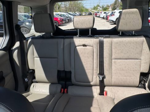 Used 2015 Ford Transit Connect XLT FWD image 18