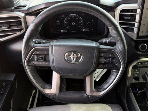 Used 2025 Toyota Tundra Limited image 14