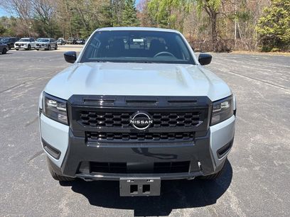New 2026 Nissan Frontier SV w/ SV Convenience Package