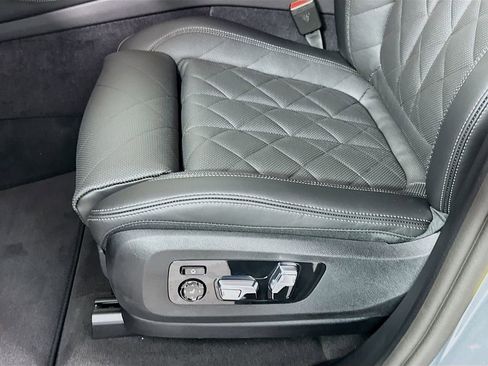 New 2026 BMW X5 xDrive50e w/ Climate Comfort Package image 21