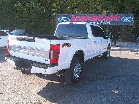 Used 2022 Ford F250 Platinum image 3