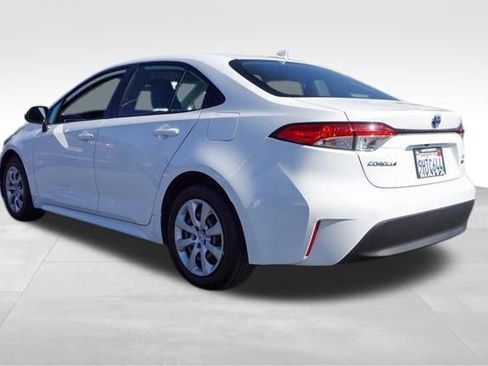 Certified 2023 Toyota Corolla LE image 6