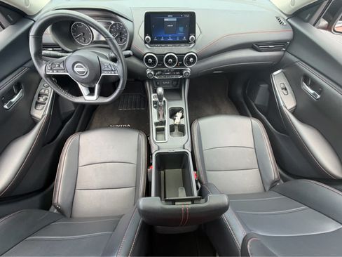 Used 2025 Nissan Sentra SR w/ SR Premium Package FWD image 23