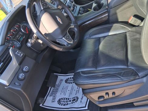 Used 2018 Chevrolet Tahoe LT w/ Luxury Package image 18