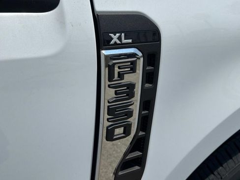 New 2025 Ford F350 XL w/ XL Chrome Package image 17