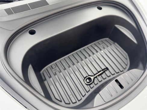 Used 2021 Tesla Model 3 Standard Range Plus image 72