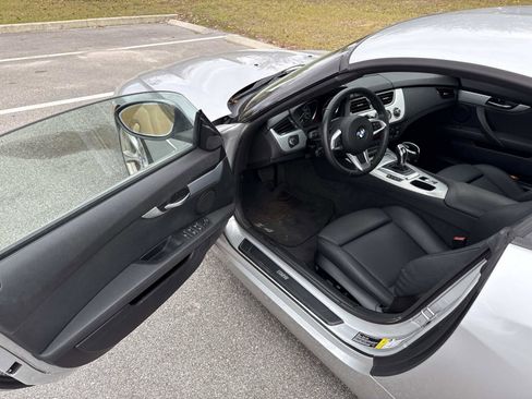 Used 2014 BMW Z4 sDrive28i image 13