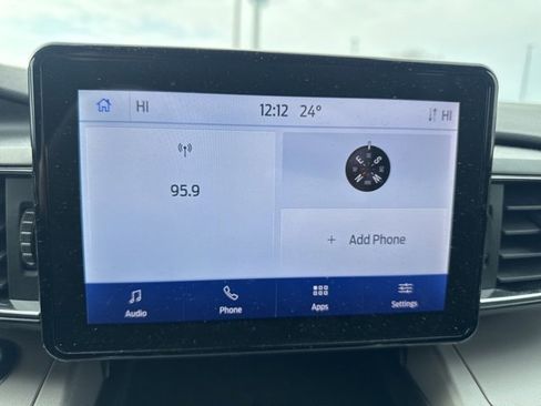 Used 2023 Ford Explorer XLT w/ Equipment Group 202A image 32