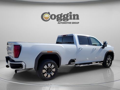 New 2026 GMC Sierra 3500 Denali image 11