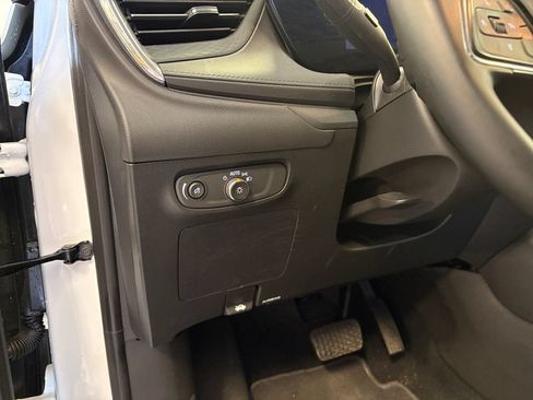 Used 2026 Buick Encore GX Preferred AWD/4WD image 18