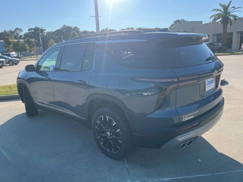 New 2026 Chevrolet Traverse LT w/ Sun and Wheel Package image 4