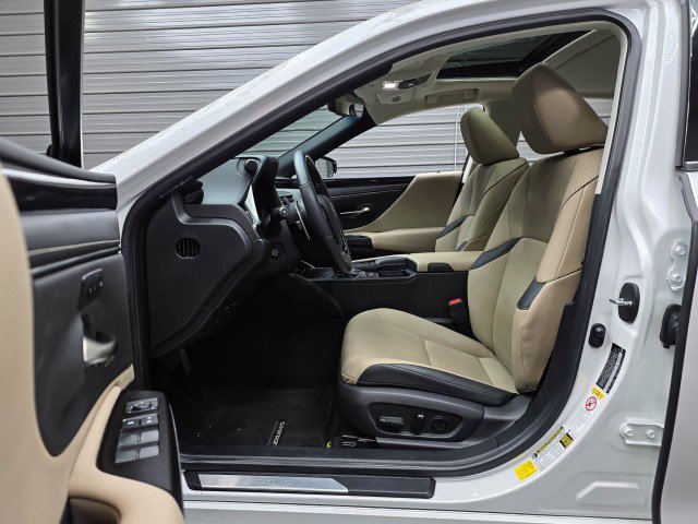 Used 2019 Lexus ES 350 w/ Premium Package FWD image 14