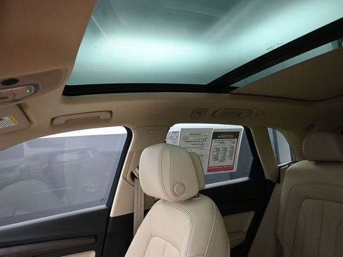 Used 2022 Audi Q5 2.0T Premium Plus image 14