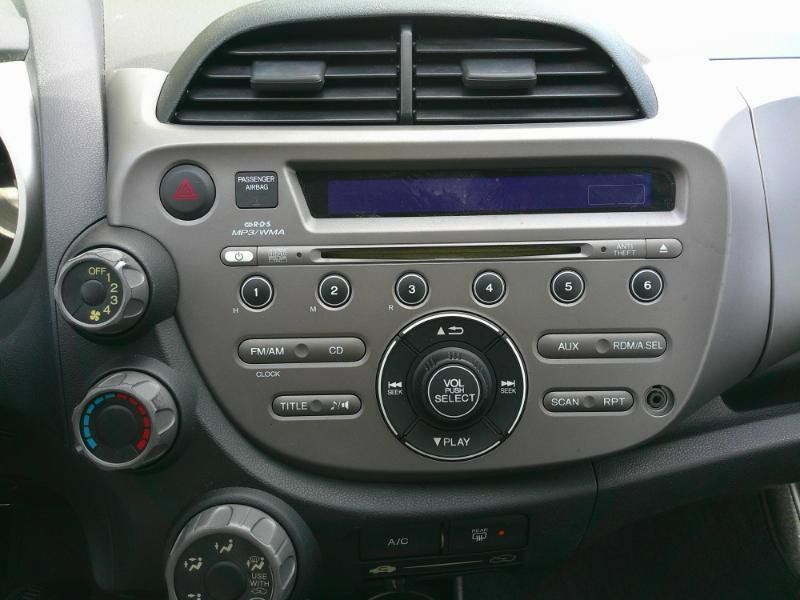 Used 2011 Honda Fit Sport image 16