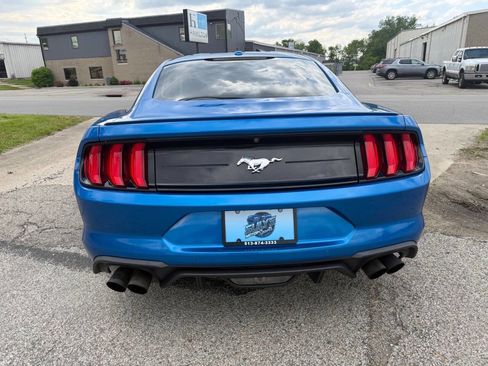 Used 2019 Ford Mustang Coupe w/ Equipment Group 101A RWD image 6